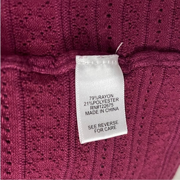 ♥️🍷 Lety & Me Cardigan Small Stitch Fix Burgundy Open Front Pointelle - Picture 7 of 9